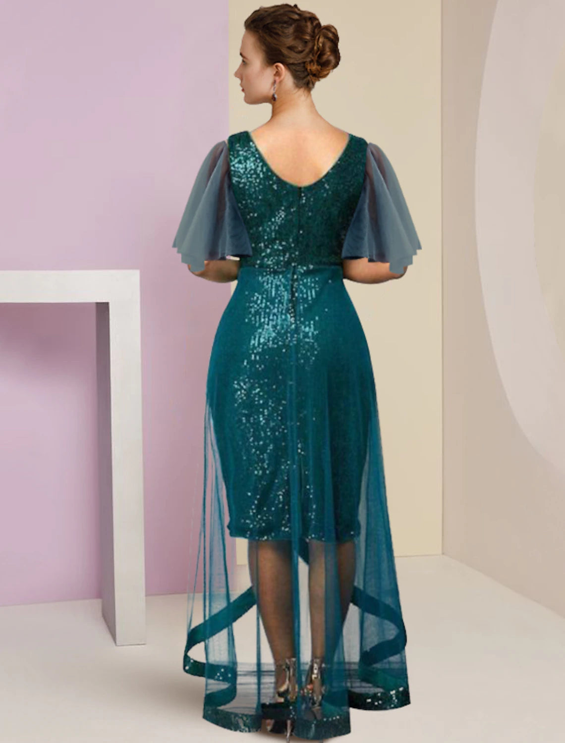 Wholesale  Sheath / Column Mother of the Bride Dress Formal Wedding Guest Elegant Sparkle & Shine High Low V Neck Knee Length Chiffon Sequined Short Sleeve with Pleats